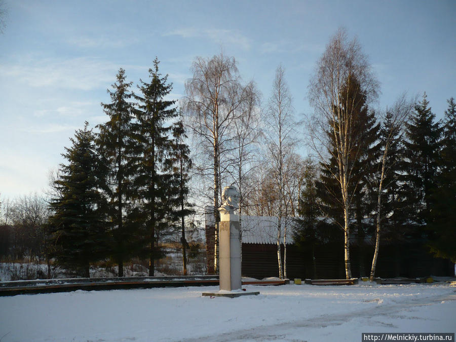 Зимняя прогулка по древнему Белозерску Белозерск, Россия Зимняя прогулка по древнему Белозерску Белозерск, Россия