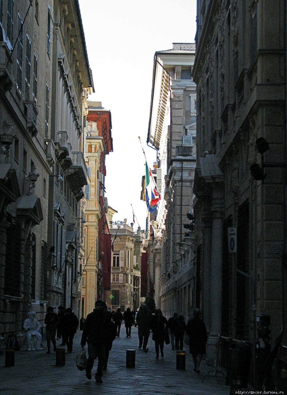 Улица Гарибальди Генуя, Италия