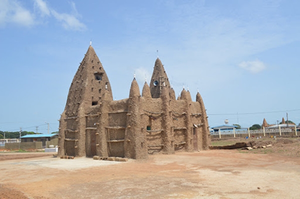 Малая мечеть Кон / Petite Mosquée de Kong