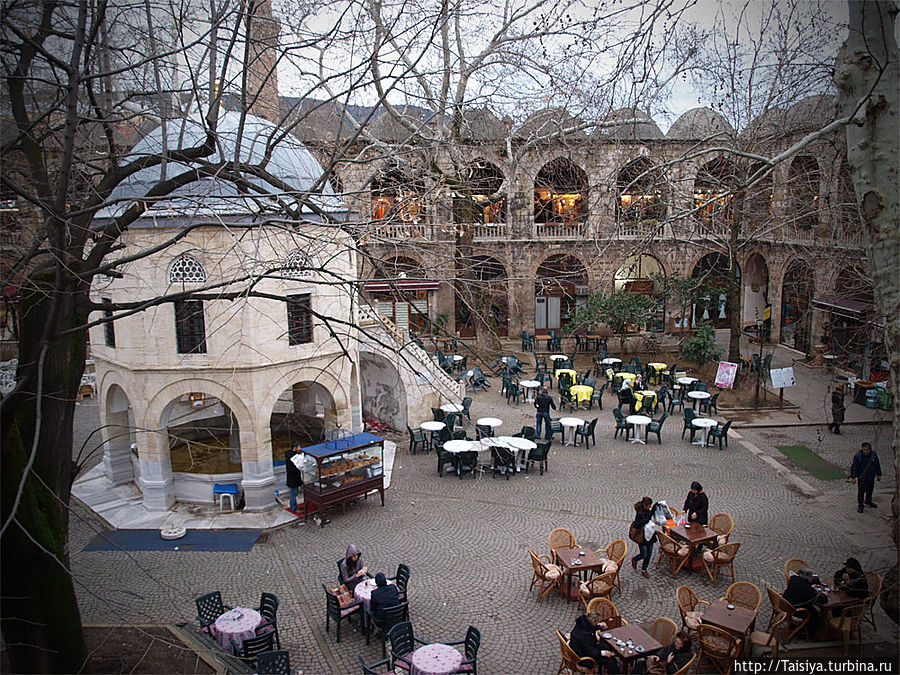 внутренний двор Koza Han внутренний двор Koza Han