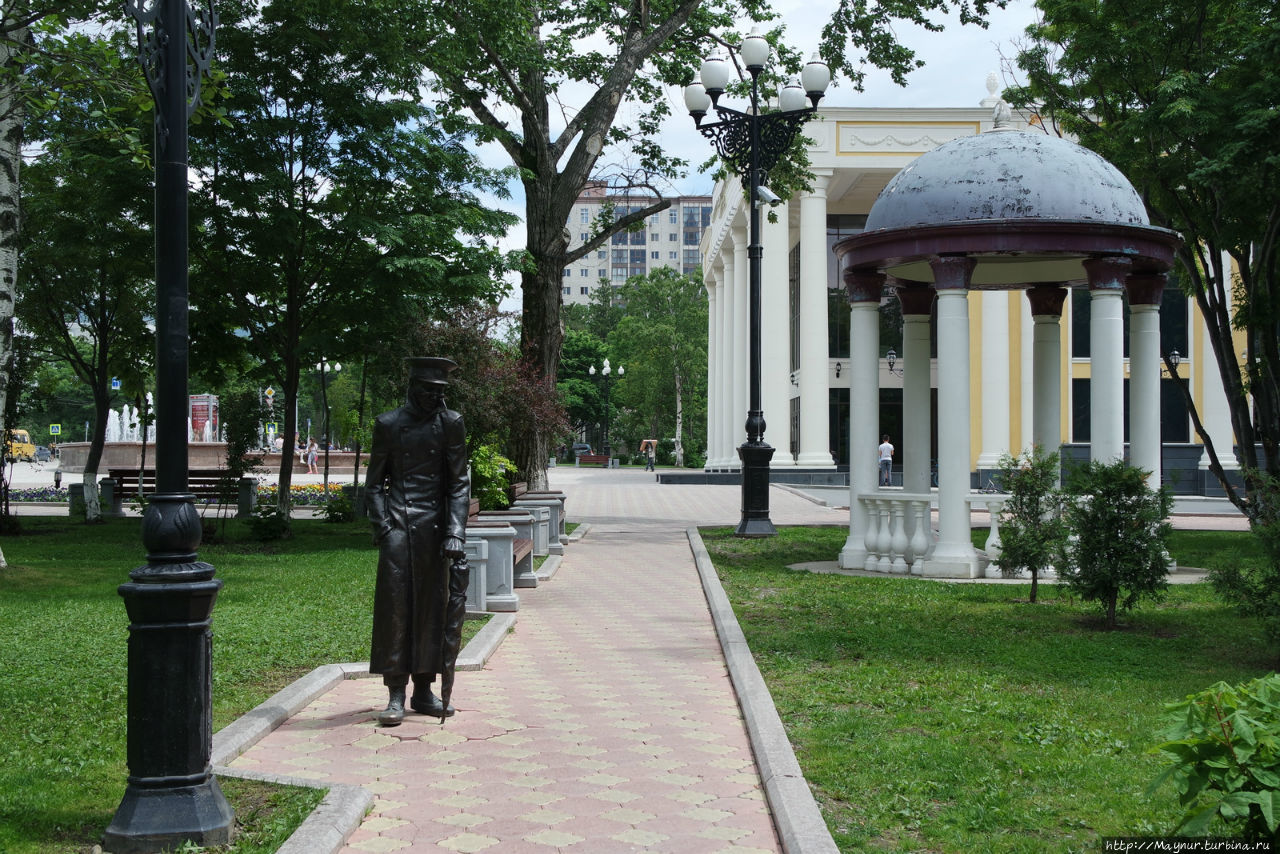 Сахалин и А. П. Чехов... Южно-Сахалинск, Россия Сахалин и А. П. Чехов... Южно-Сахалинск, Россия