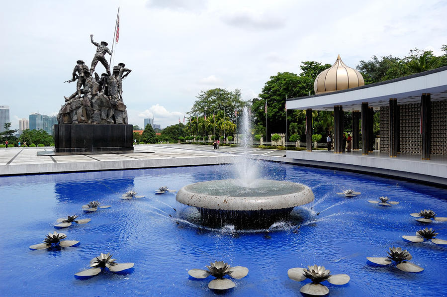 Национальный Монумент Куала-Лумпур, Малайзия