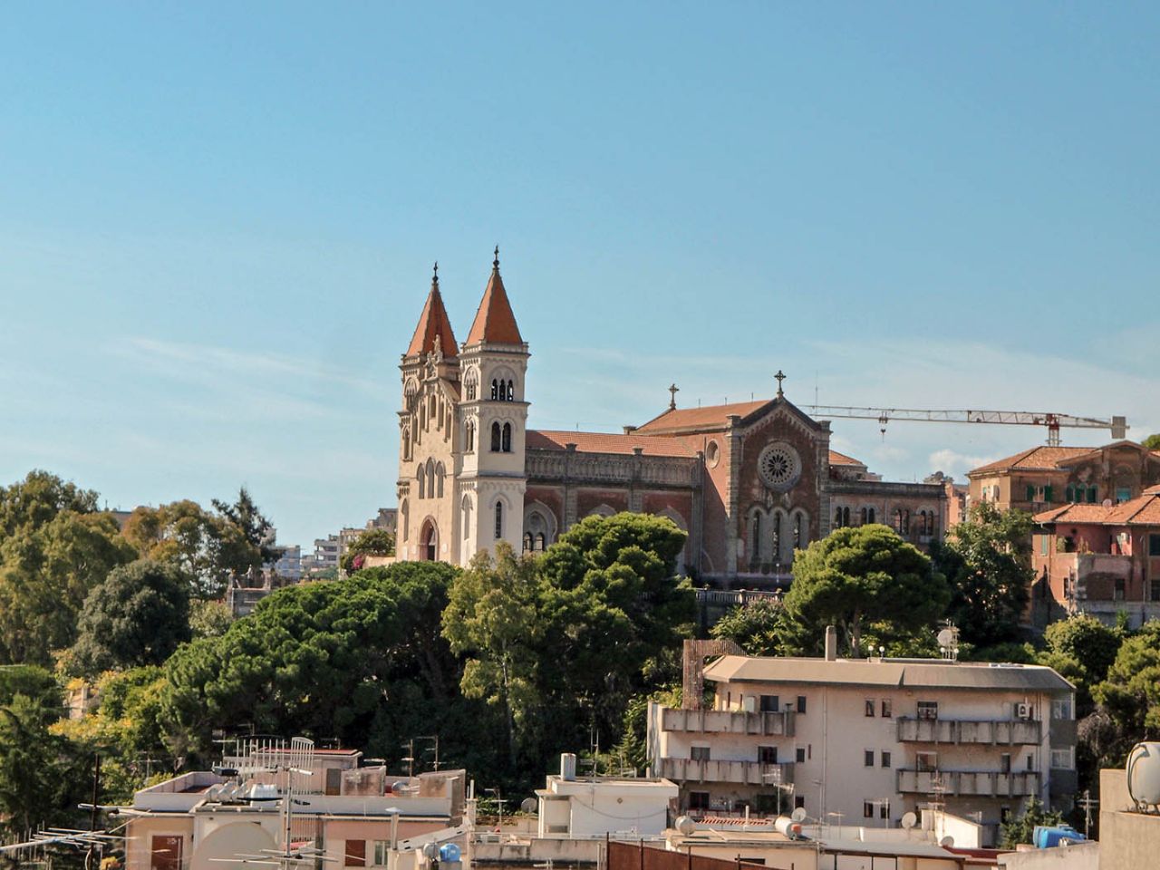 Мессина. Одна из тысячи страниц Мессина, Италия Мессина. Одна из тысячи страниц Мессина, Италия