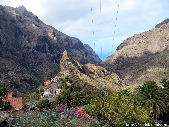 на высоте 600м расположена маленькая деревушка Маска Остров Тенерифе, Испания