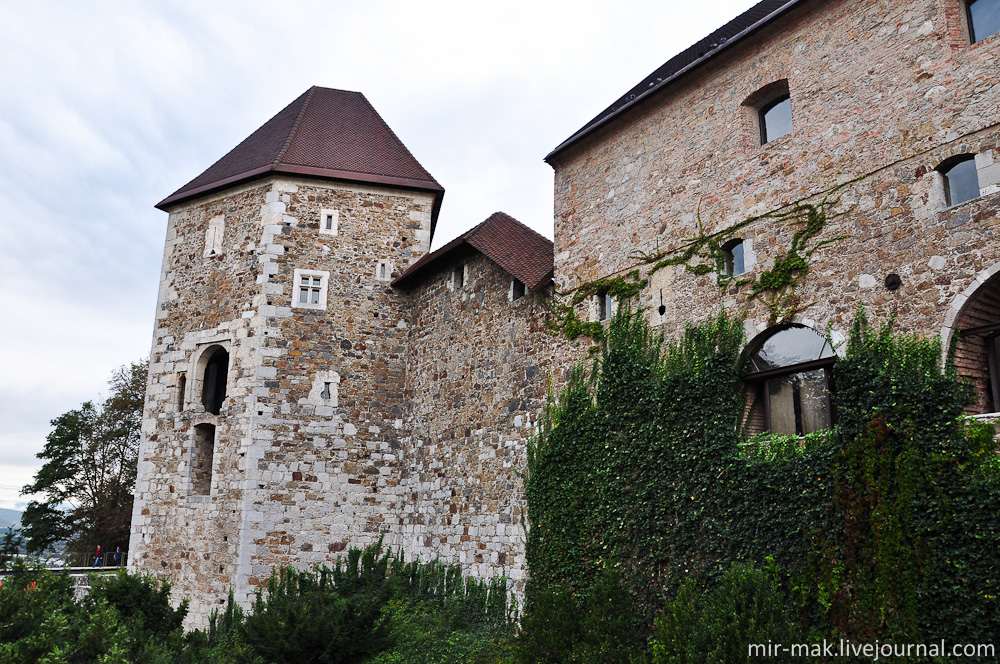 Вплоть до 1905 года, в замке располагалась тюрьма. Любляна, Словения