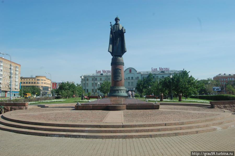 Памятник великому князю Даниилу Московскому