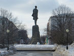 Нижний Новгород. Памятник Максиму Горькому на одноимённой площади