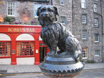 Памятник собачьей преданности Грейфрайерс Бобби. Фото из интернета