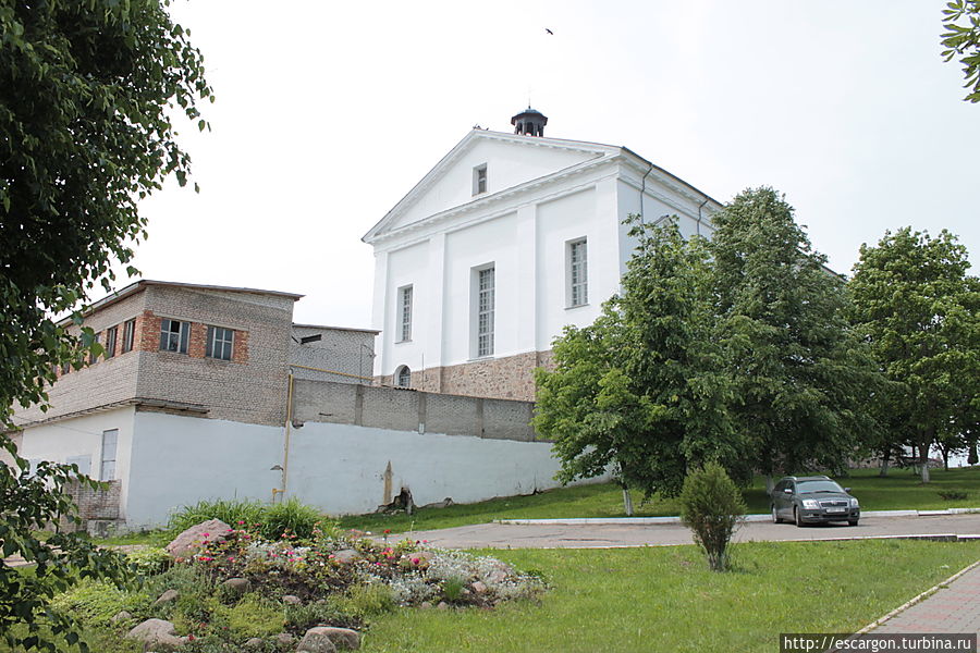 А вот уже и собор Святого Юзефа — задняя его часть.. Воложин, Беларусь