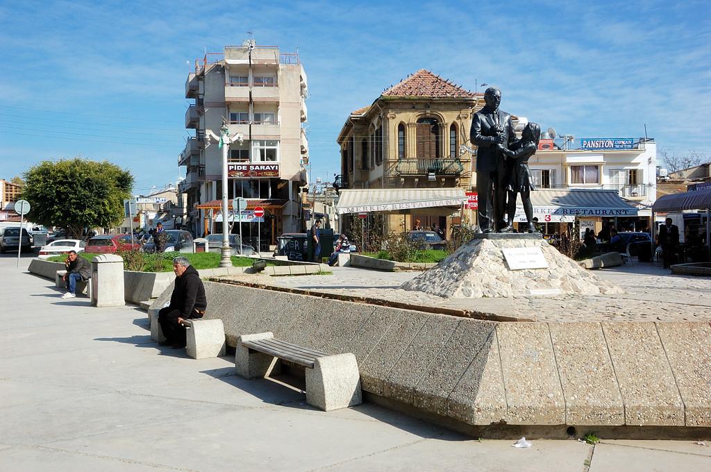 Ж Никосия, Кипр
