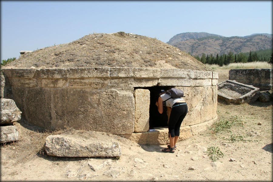 Шестой объект ЮНЕСКО в Турции Памуккале (Иерополь античный город), Турция