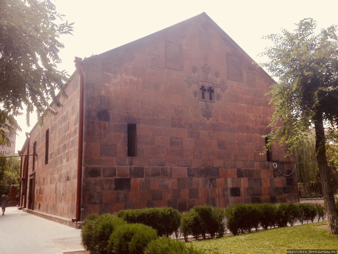 Церковь Зоравор Сурб Аствацацин Ереван, Армения