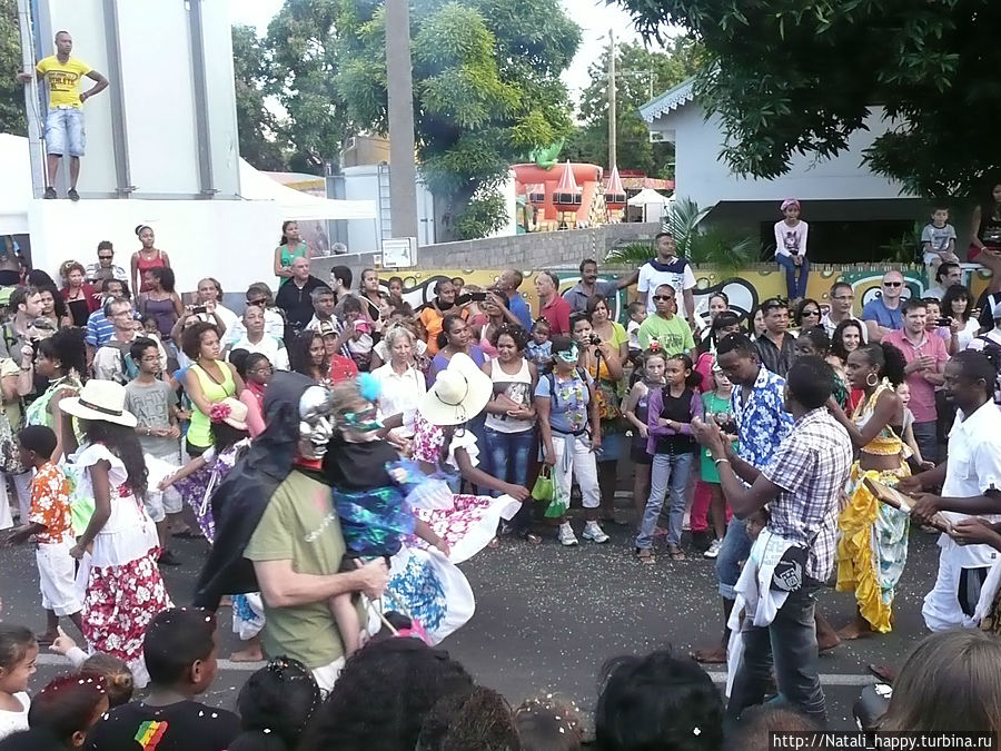 Реюньонский карнавал Реюньон Реюньонский карнавал Реюньон