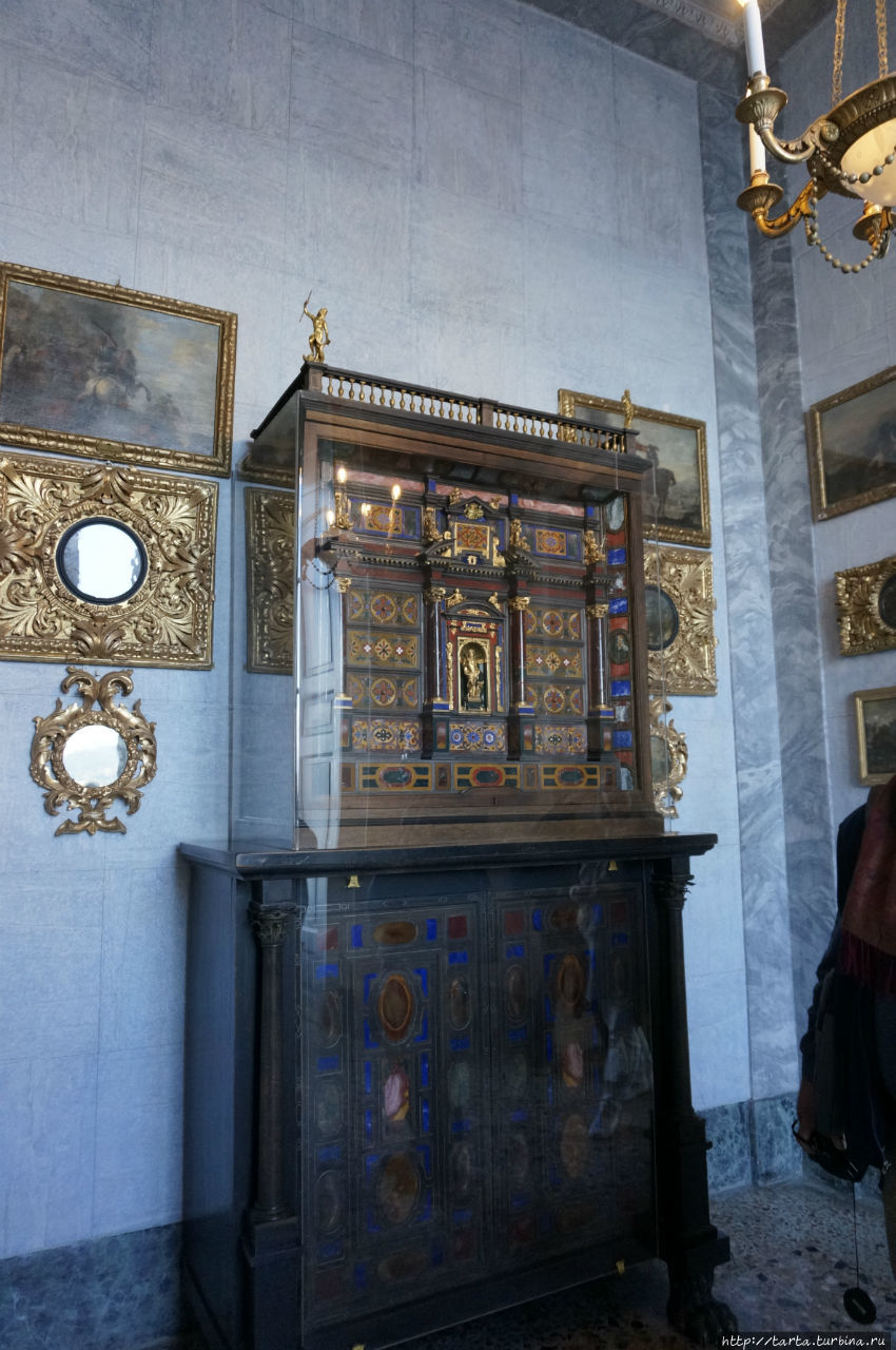 Дворец Борромео: в мире красоты Пьемонт, Италия