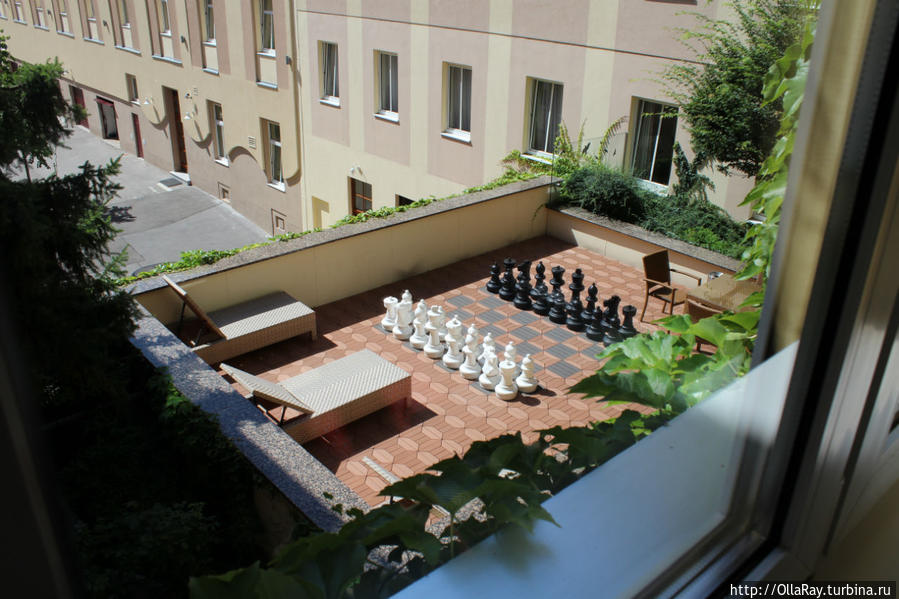 Терраса с видом во внутренний двор Вена, Австрия
