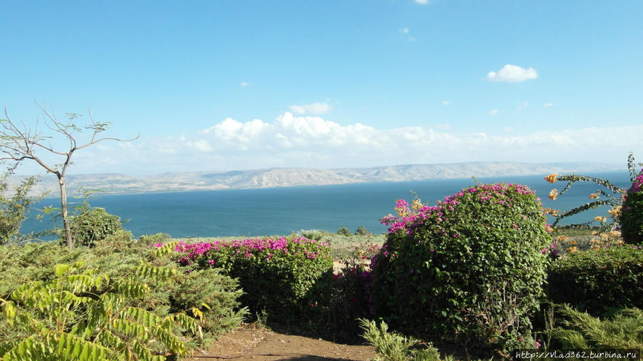 Вид с горы на озеро Кинерет. Назарет, Израиль