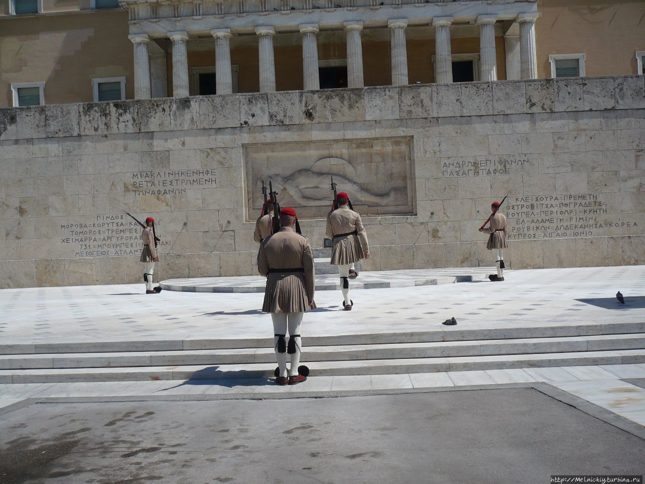 Могила неизвестного солдата Афины, Греция