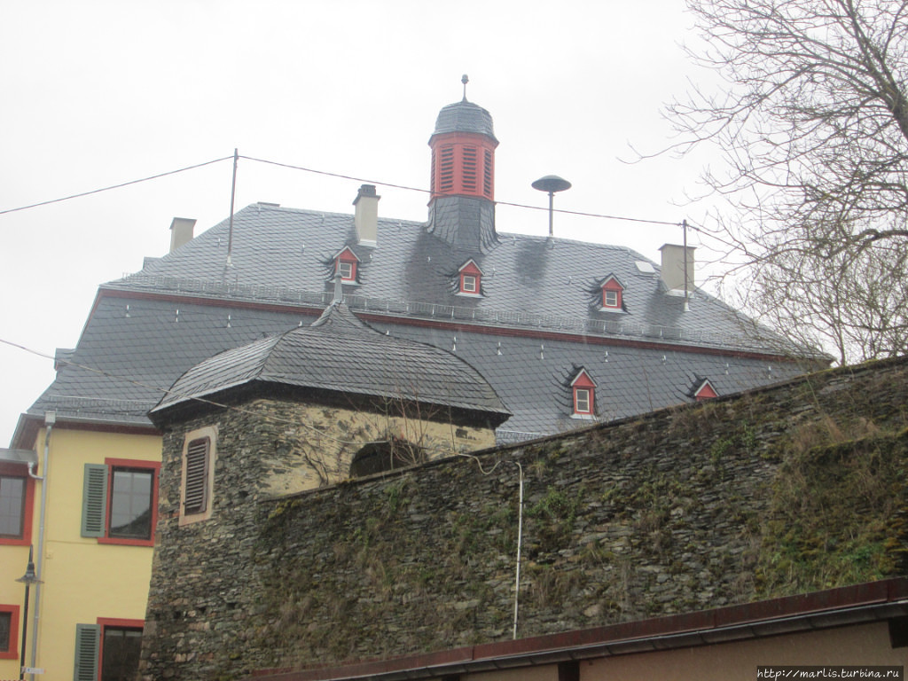 Винодельня Дальберг-Принц Сальм в замке Валхаузен Бад-Кройцнах, Германия