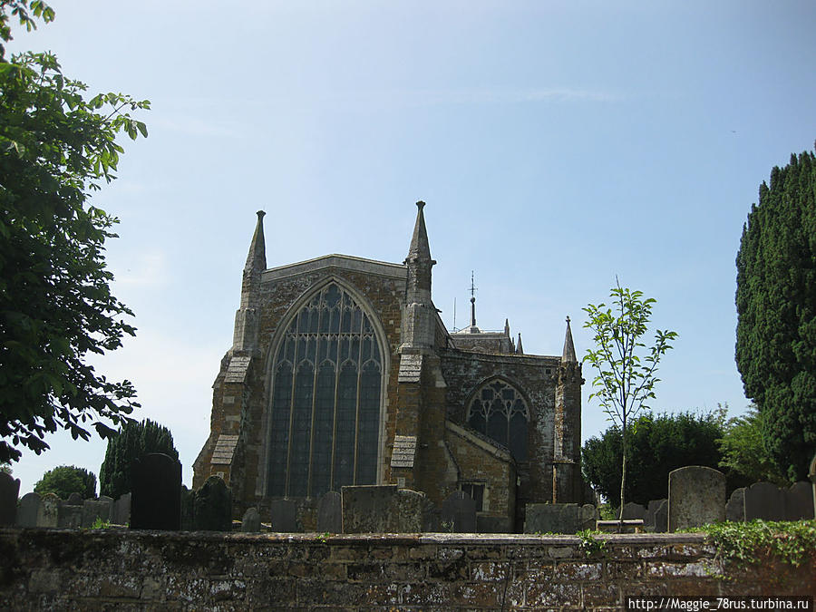 В церкви находится склеп с остатками 1500 жителей Нортхемптон, Великобритания