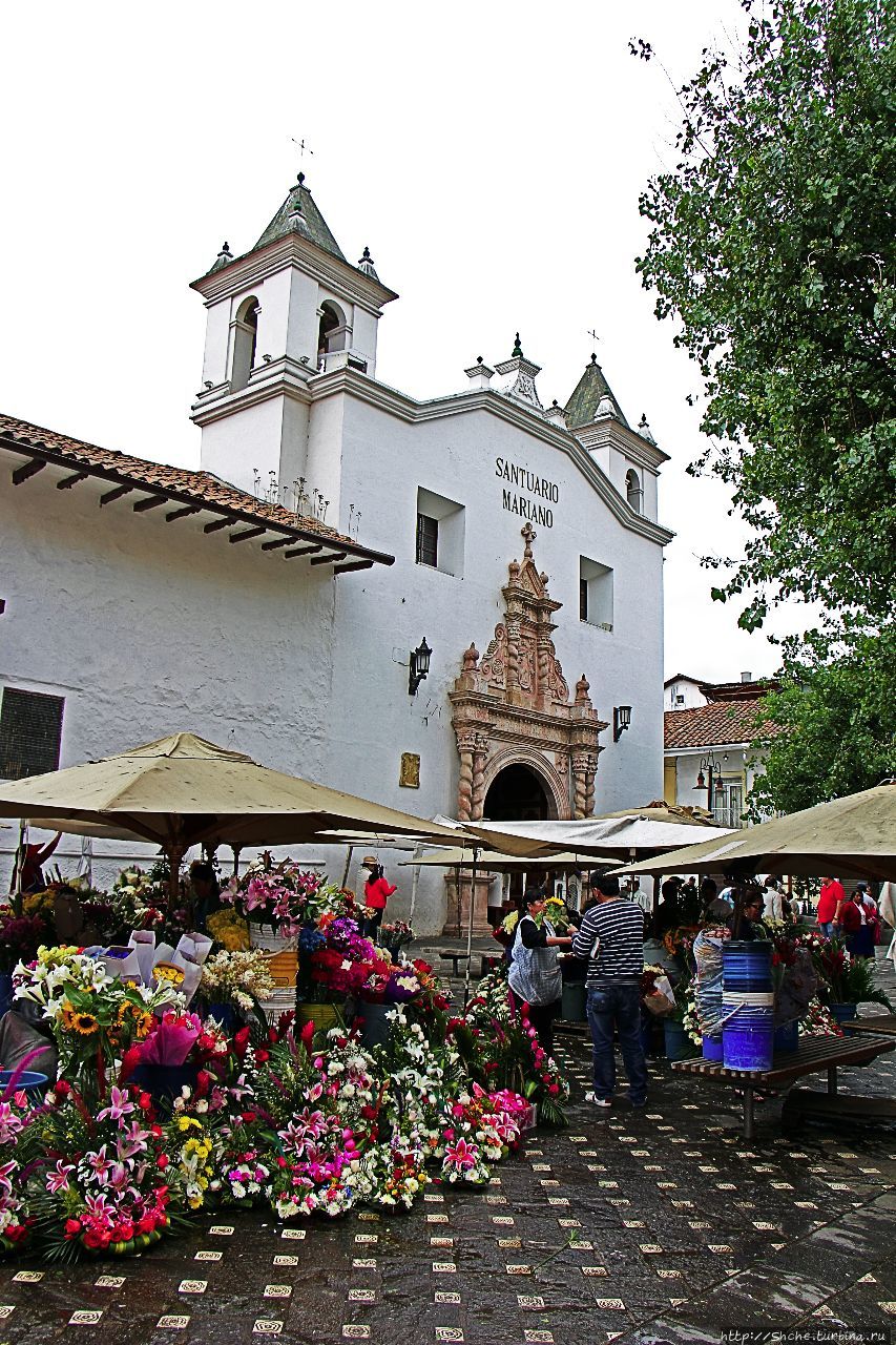 Святилище Марианны Санта-Ана-де-лос-Риос-де-Куэнка, Эквадор