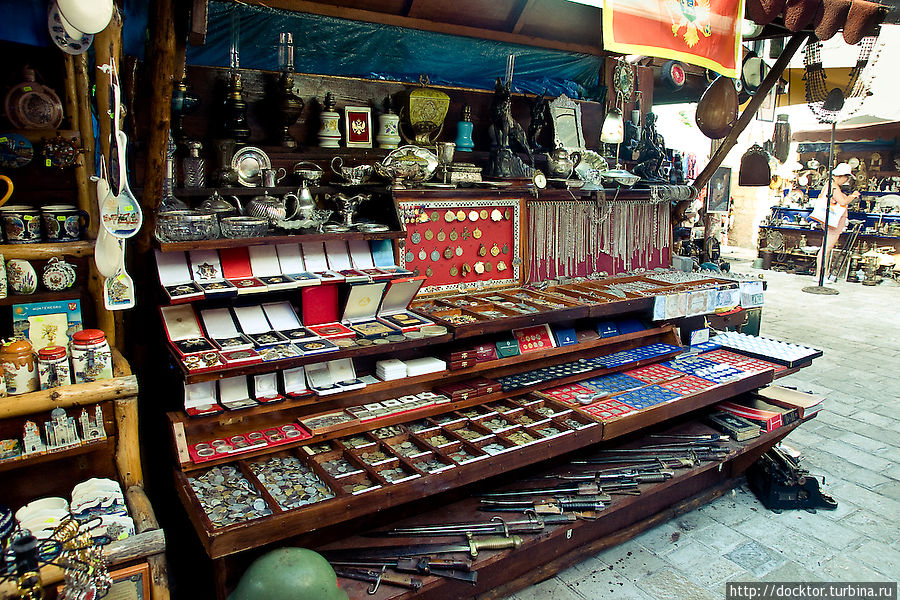 Антикварный рынок Будва, Черногория