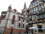 Церковь св.Петра. Начало постройки ок. 1200.
