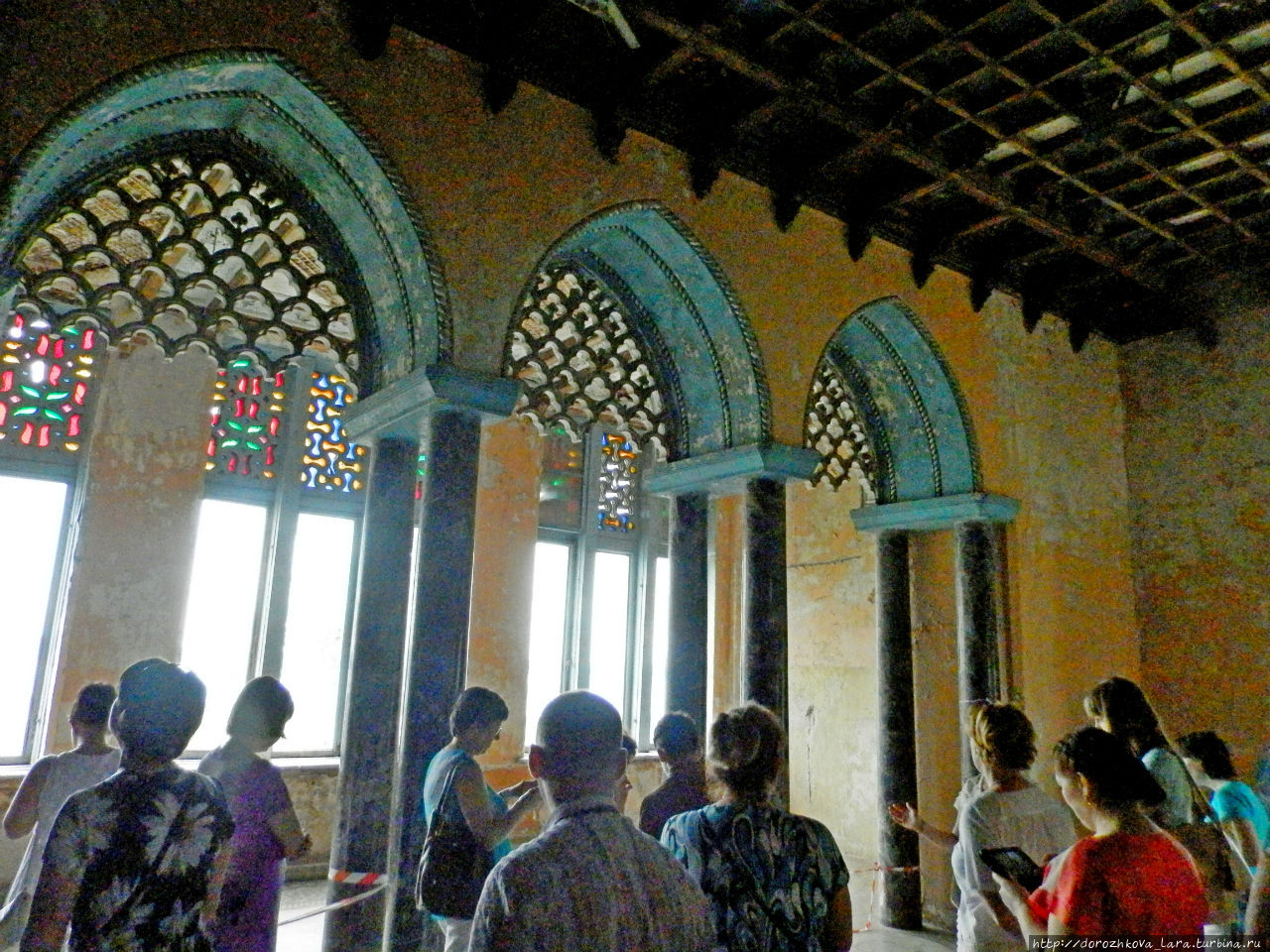 Хозяйская спальня в восточном стиле Юрино, Россия Хозяйская спальня в восточном стиле Юрино, Россия