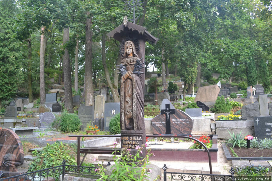Панямунское кладбище. Деревянная скульптура Литвы Каунас, Литва