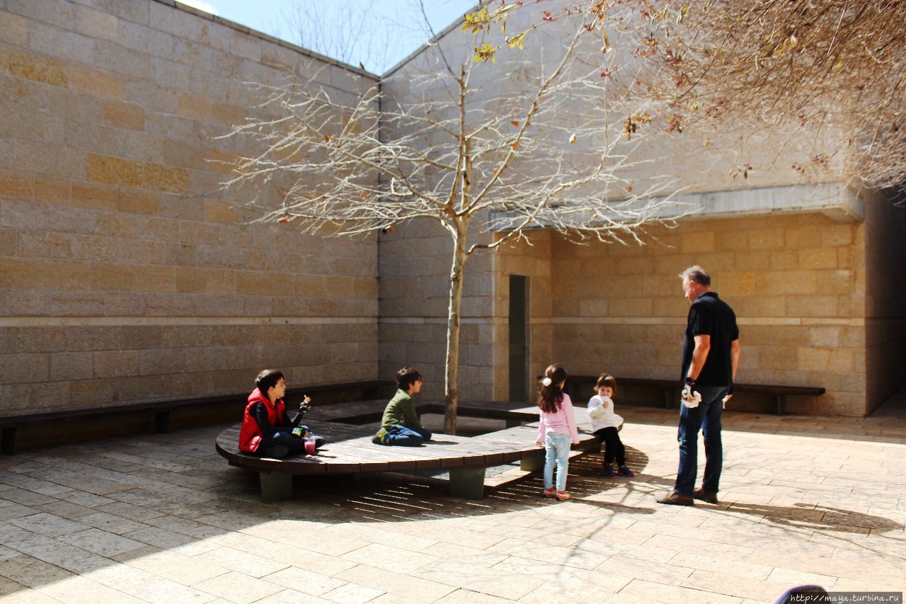 киоск увхода Зихрон-Яаков, Израиль
