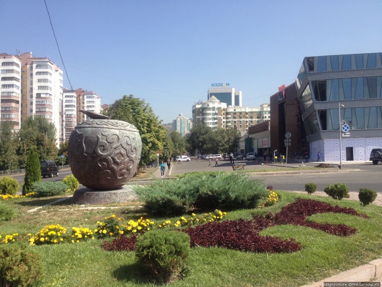 Площадь Республики Алматы, Казахстан