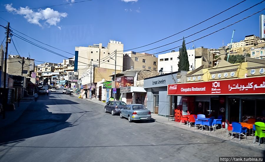 Вади Муса или современная Петра Вади-Муса, Иордания Вади Муса или современная Петра Вади-Муса, Иордания