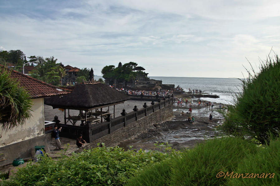 Индонезия. Бали: храм Танах Лот и Новый год Танах-Лот, Индонезия