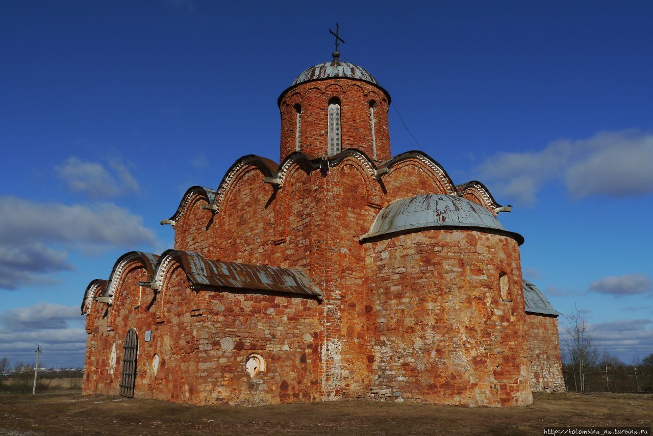 Церковь Спаса на Ковалёве (ок. 1345 г.) Великий Новгород, Россия