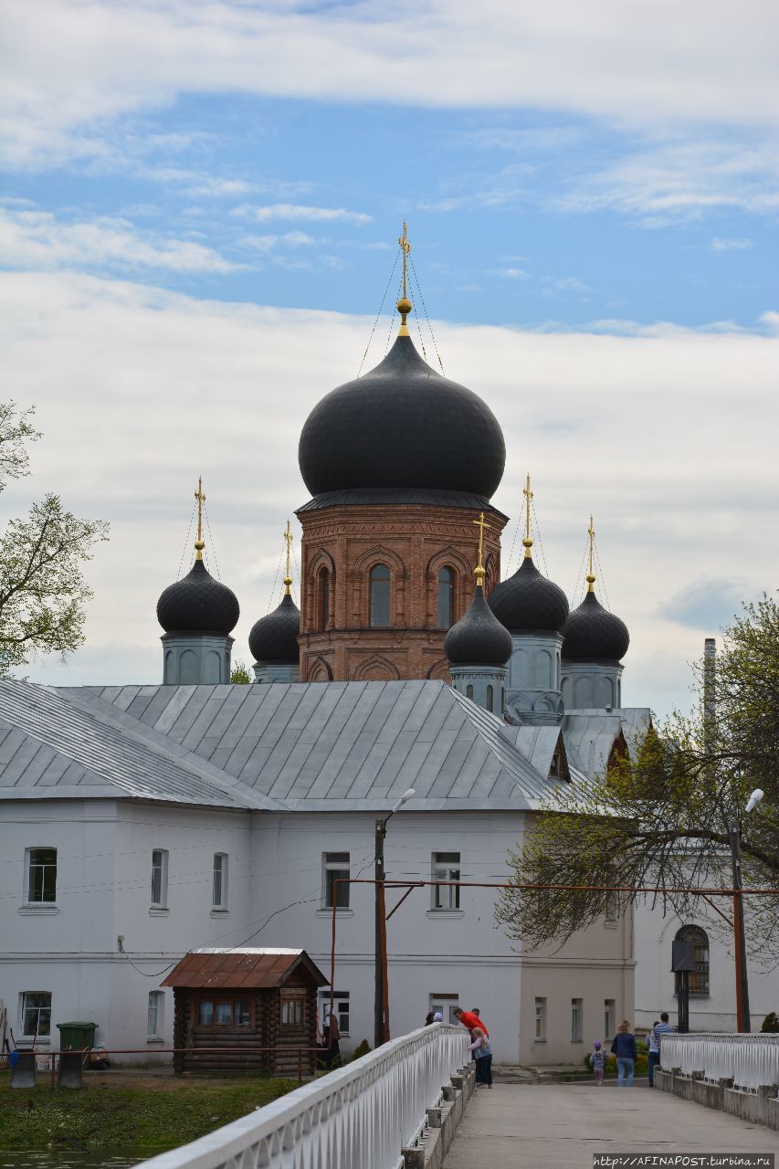 Свято-Введенская островная пустынь Покров, Россия