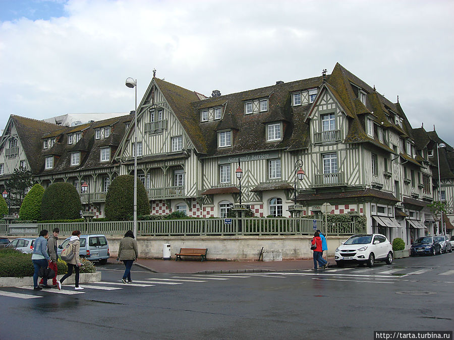 Стильные фахверковые дома Довилль, Франция