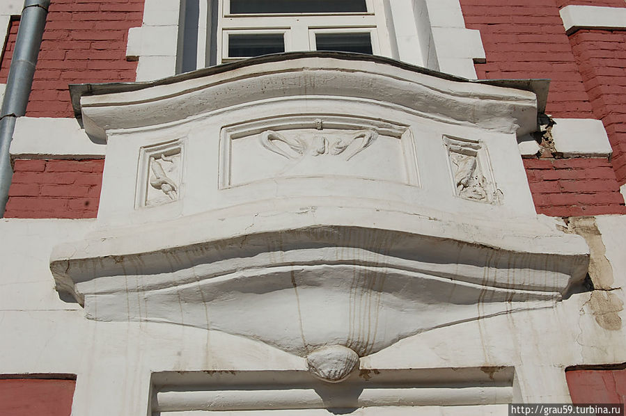 Особняк П.М. Зыбина (ул. Кмселёва, 76). Детали Особняк П.М. Зыбина (ул. Кмселёва, 76). Детали