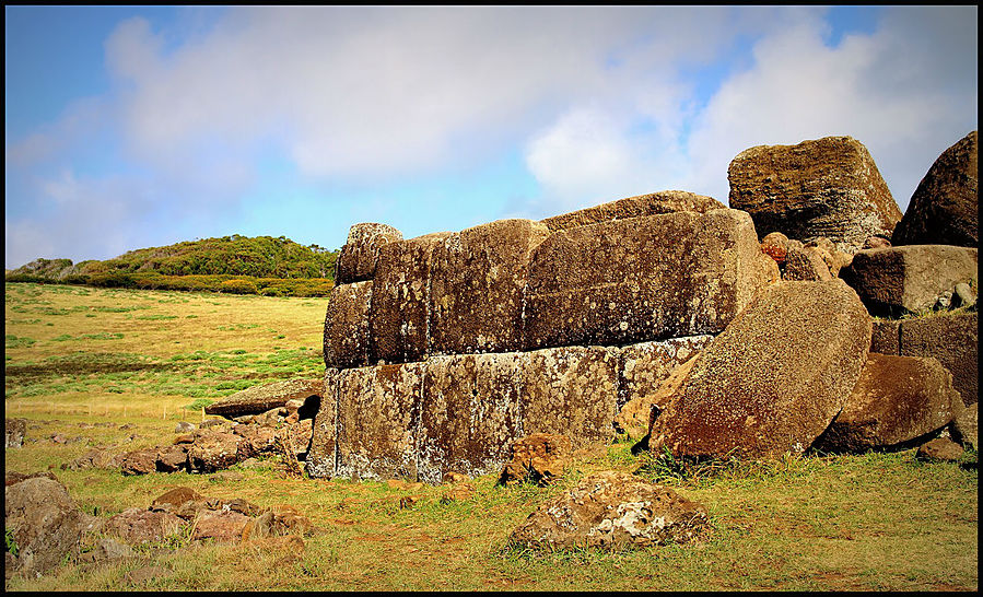 Достопримечательности острова Пасхи (AHU VINAPU) Остров Пасхи, Чили