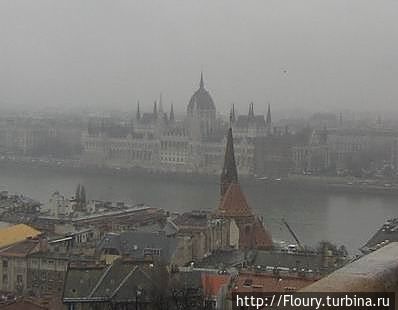 Вид на здание парламента с Рыбацкого бастиона Будапешт, Венгрия