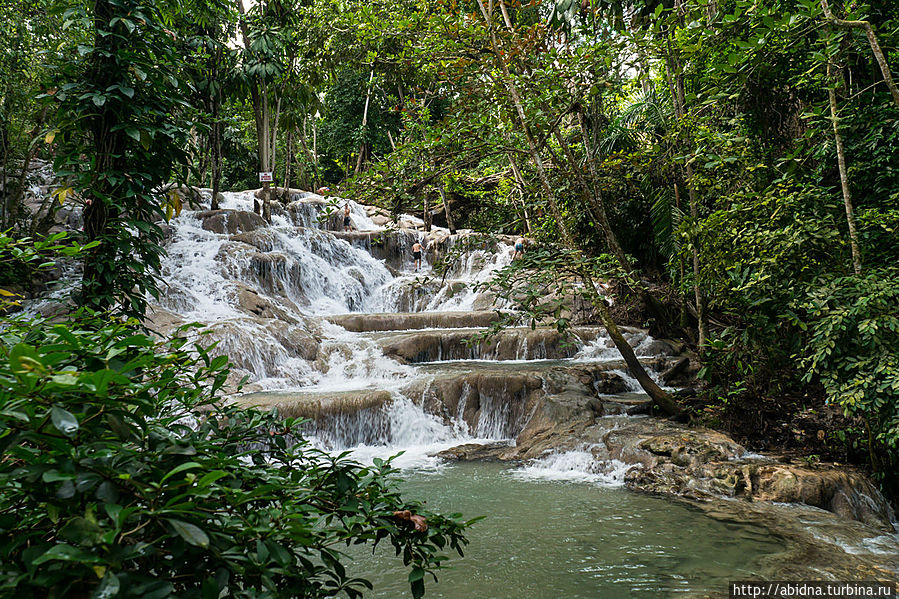 Водопады Dunn's River Falls Очо-Риос, Ямайка