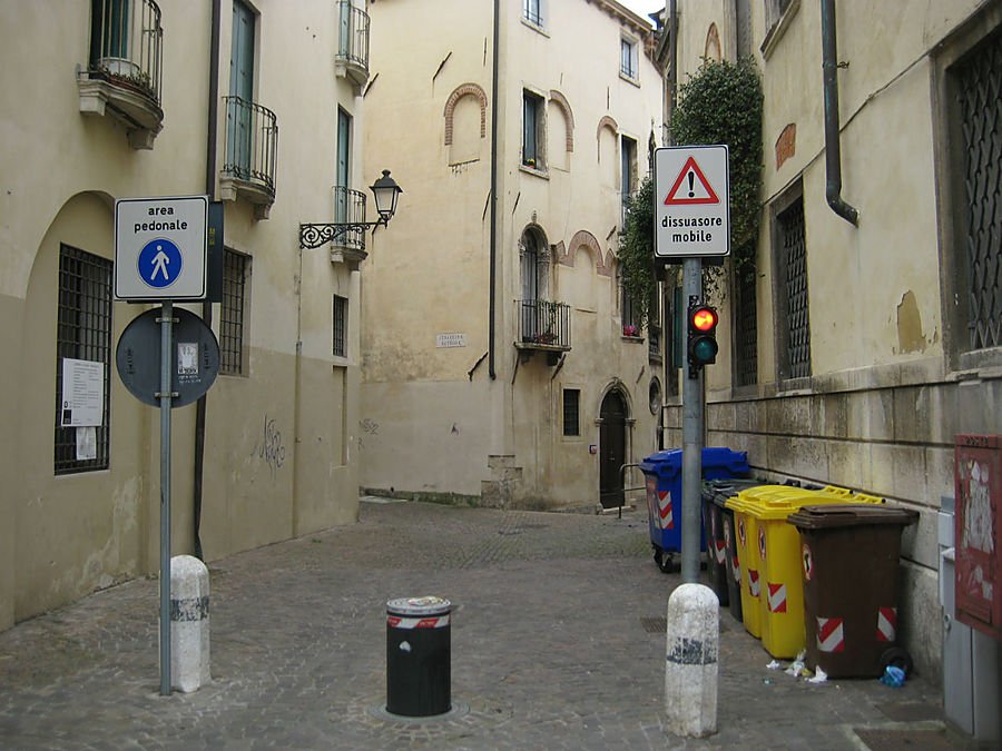 Город без... сувениров Виченца, Италия