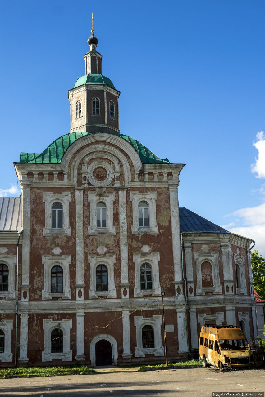 Уикенд в городе, который знает каждый француз Смоленск, Россия