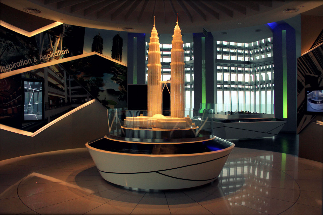 Башни Петронас Куала-Лумпур, Малайзия