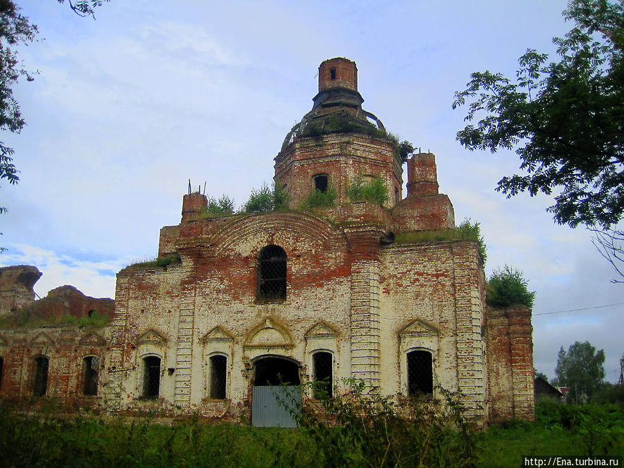 Церковь Успения Богородицы Вятское, Россия