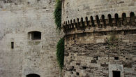 Замок (Castello Aragonese)