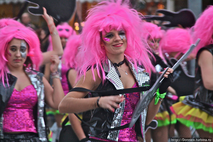 веселые рок-гитаристки веселые рок-гитаристки