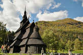 Вот и долгожданная цель — Боргундская ставкирка (Borgund stavkirke). Кстати, в силу орфоэпических норм норвежского языка, произносить можно и Боргуннская, и Бургуннская