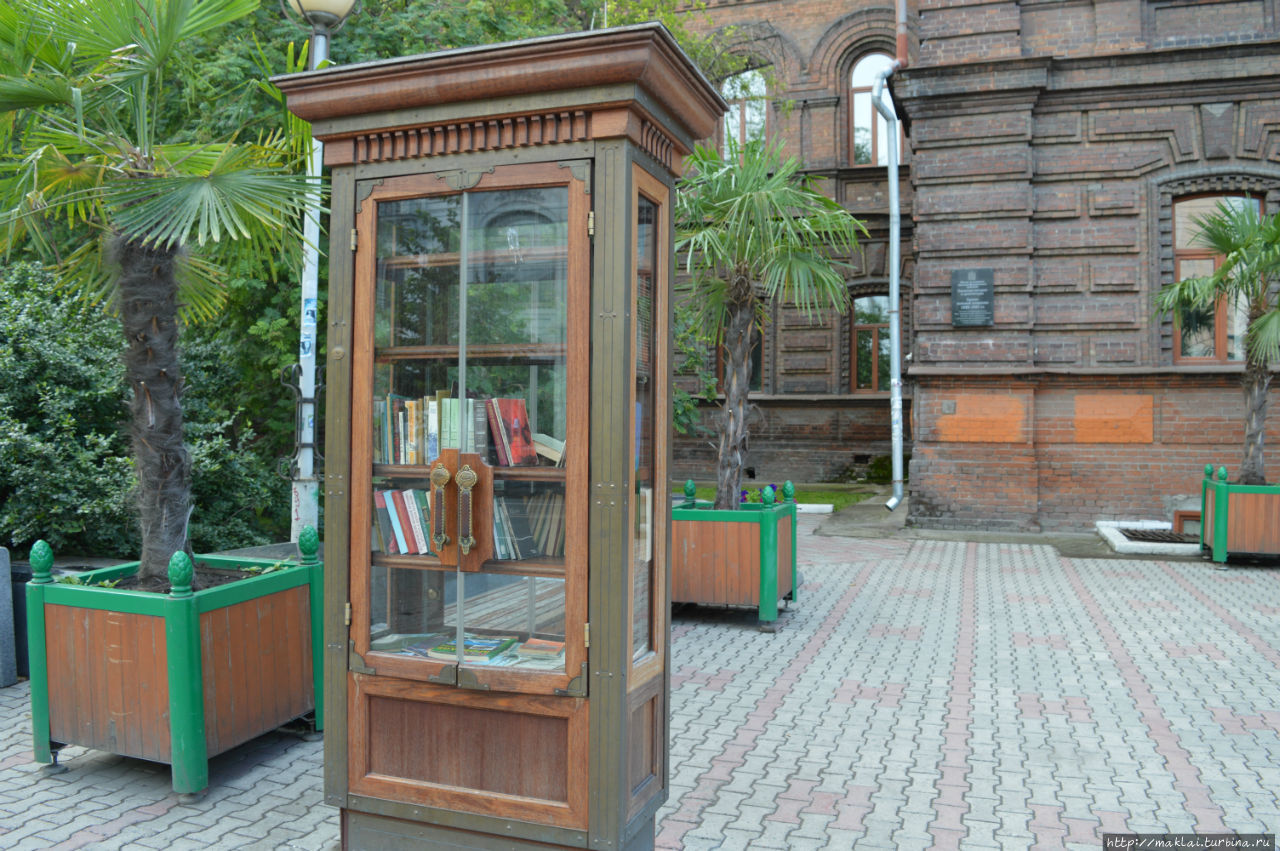 Библиотека. Доступ к книгам — свободный! Красноярск, Россия
