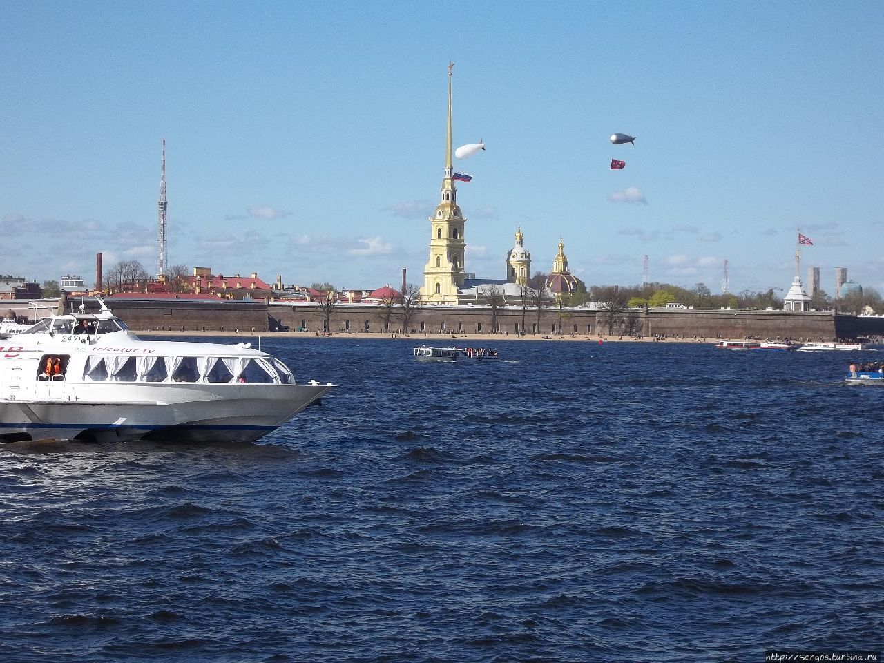 Занхт-Питер-Бурх заложена в 1703году, и официально зовётся Санкт-Петербургской крепостью (инородцам перевели, как Peter&Paul fortress) Выборг, Россия