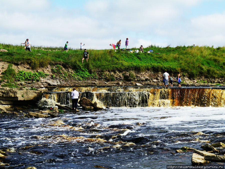 Тосненский водопад Ульяновка, Россия