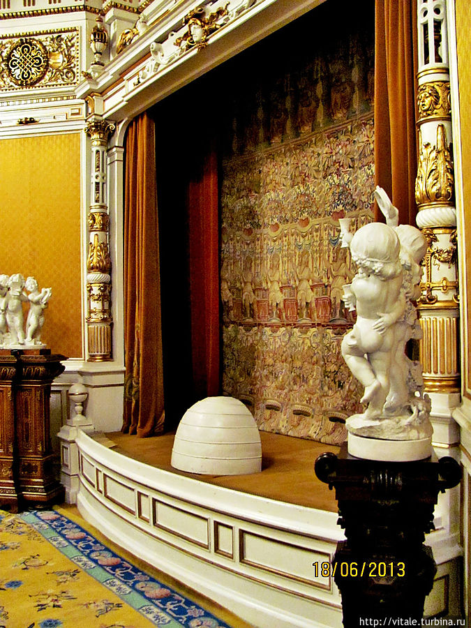 Театральный и органный зал Театральный и органный зал